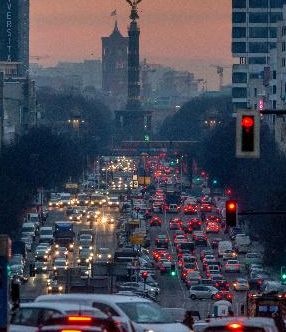 1511860109-310-woreag0oc.jpg.626x353 (1)