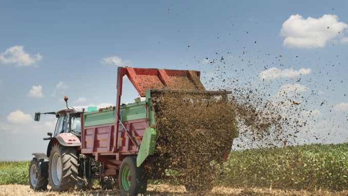 duengerfahrzeug_fotokostic_thinkstock_474611323_0