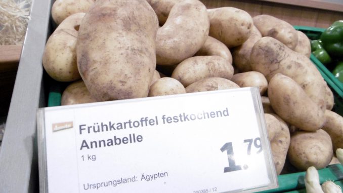 19-04-11-Kartoffeln denns Berlin - Ägypten-b