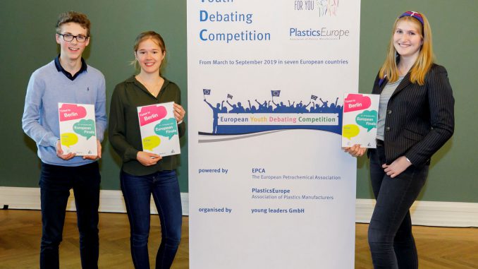Jugendliche aus ganz Deutschland debattierten