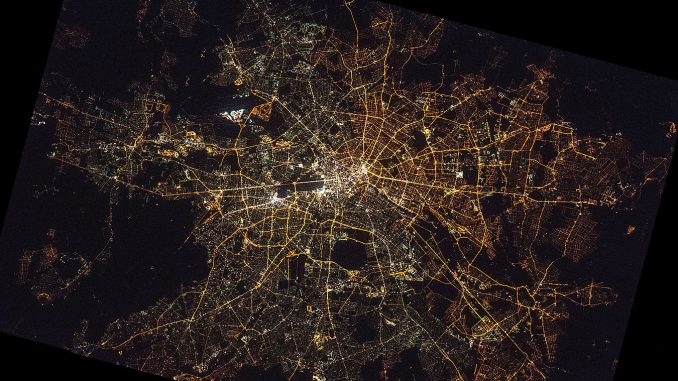 csm_Illuminated_Berlin_ISS047-E-29989_courtesy_of_the_Image_Science___Analys..._21f97eb9f0