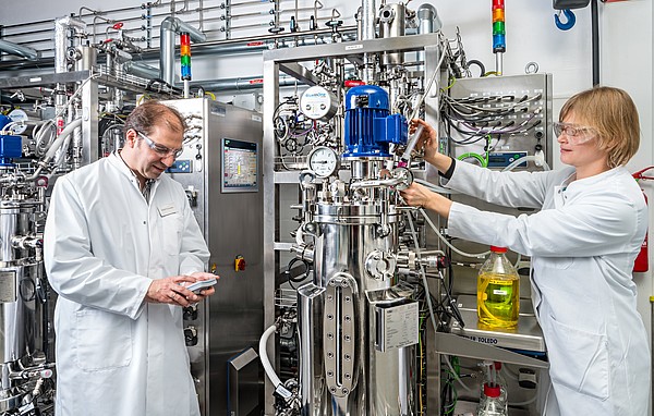 csm_Bioreaktoranlage_Zentsch_cc2a4e8480